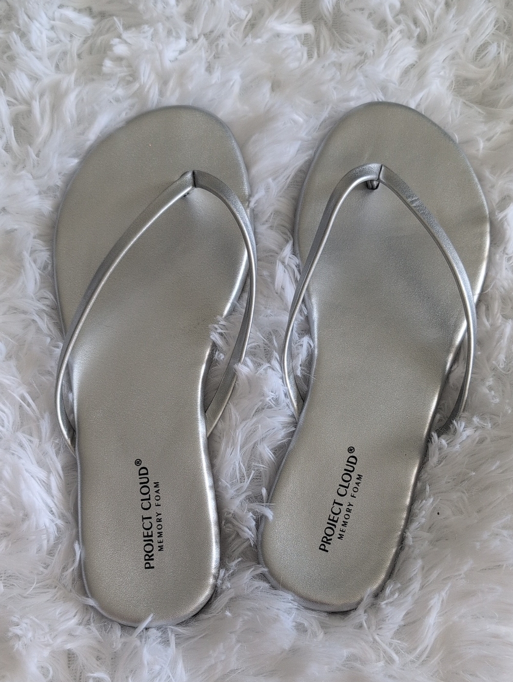 Project Cloud Silver Memory-Foam Women's Flip Flop Sandals